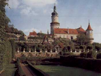 Nov� M�sto nad Metuj�